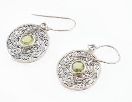 Ezüst(Ag) áttört fülbevalópár, jelzett, d: 2 cm, bruttó: 3,7 g