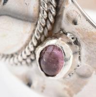 Ezüst(Ag) gyűrű nagyméretű tenyésztett gyönggyel, jelzett, méret: 59, bruttó: 9,4 g