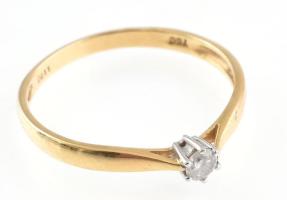 Arany (Au/14k) gyűrű, brillel (0,07ct) ékítve, jelzett, m: 58. bruttó: 1,8g