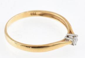 Arany (Au/14k) gyűrű, brillel (0,07ct) ékítve, jelzett, m: 58. bruttó: 1,8g