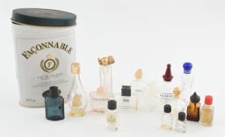 Egy doboznyi vegyes, kis méretű parfümös üveg 2-4 cm