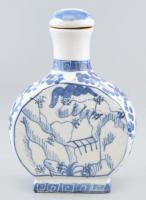 Kínai Qing tubákos üveg, korának megfelelő állapotban, jelzés nélkül, m: 14 cm