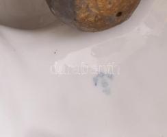 Ernst Bohne Söhne: Pagoda figura. Német,
19. század vége, Chinoiserie többszínű kézzel festett porc...