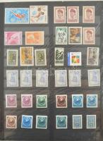 Vegyes külföldi bélyegek 4 db berakóban sok másodpéldánnyal