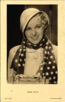 Alpár Gitta (1917-ig Klopfer Regina) magyar nemzetiségű, izraelita vallású színésznő, koloratúrszoprán hangú opera és operett énekesnő. Édesapja Klopfer Ignác, a Dohány utcai zsinagóga kántora, karnagya (ragasztónyom / gluemark)