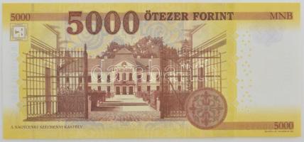 2020. 5000Ft "BG 0000359" T:I,I- kissé hullámos papír
Adamo F63B1