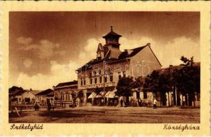 Székelyhíd, Sacueni; Községháza, üzlet / town hall, shop