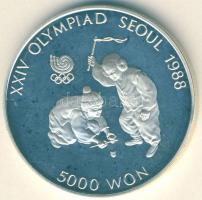 Dél-Korea 1988. 5000W Ag "Szöuli olimpia - kisfiúk búgócsigáznak" T:PP