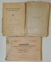 3db katonai könyv, mint: 1939:II. törvénycikk a honvédelemről, 1918 Imre Sándor: A világháború című vezérfonal az iskolai tanításhoz könyv illetve 1939 Farkas Antal: Sorvezető című harcászati szabályzat kivonata, sérült állapotban