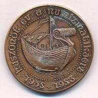 Simon Ferenc (1922-) 1983. "MÉE - M.N.T. Jubileumi ülésszak - Szolnok / Huszonöt év a numizmati...