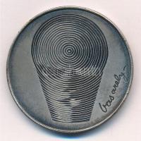 Lapis András (1942-) 1984. "Lecek - HNF / Vasarely" kétoldalas ezüstpatinázott bronz emlék...