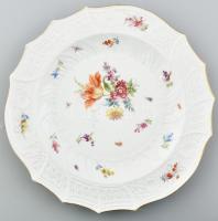 Fischer & Mieg (1853 - 1873) tortatál, kézzel festett porcelán, jelzett, kopott, d: 30 cm