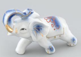 Elefánt figura, porcelán, jelzés nélkül, kopott, m: 9 cm