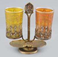 Vin Bravais antik, szecessziós bronz asztali pohártartó. Jelzett, m: 17,5 cm. Hozzá 2 db későbbi, beleillő, mintás üvegpohárral.
