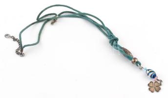 Murano üveg gyöngyös nyaklánc, fém lóherével, h: 39-46 cm, csomó van rajta!