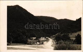 Vereckei-hágó, Veretsky Pass (Bereg); útjelző tábla / signpost