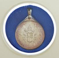 1991. "II. János Pál pápa Magyarországon" kétoldalas Ag emlékérem füllel, előlapján 2db ru...