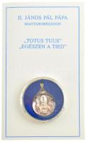 1991. "II. János Pál pápa Magyarországon" kétoldalas Ag emlékérem füllel, előlapján 2db ru...