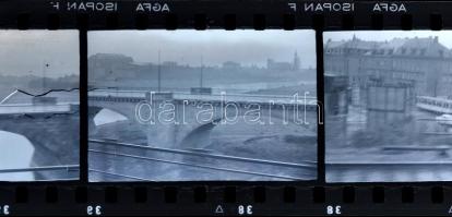 Egy doboznyi vegyes negatív