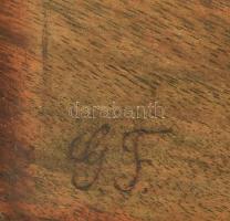 Ligatúrás jelzéssel: Díszpaletta 1882. Két oldalú. Egyik oldalán, Hölgy portréja, olaj. Másik oldalá...