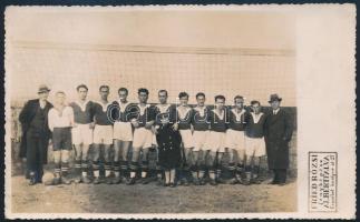 cca 1925 Bp., Albertfalvi focicsapat, Fried Rózsi fotós fotója, 9×13 cm