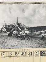 1941 Honvéd naptár heti bontásban, sok katonai képpel, fotóval illusztrált, Horthy lovas portréval, ...