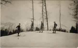 Téli sport, síelők / winter sport, ski. photo