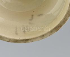 Japán gyertyatartó. Kézzel festett, jelzett, kopásokkal, m: 13 cm