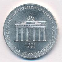 Német Szövetségi Köztársaság 1991A 10M Ag "Német egység 200. évfordulója" T:1-
Federal Re...