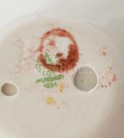 Hollóházi retró virágmintás kis tálka. Matricás, jelzett, minimális kopással, 8x8 cm