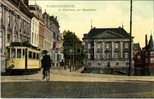 Den Haag, s-Gravenhage, The Hague; K. Vijverberg met Mauritshuis / street view, tram, bicycle