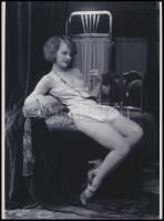 cca 1928 Demeter Károly (1892-1983) budapesti fényképész hagyatékából, jelzés nélküli fotó, mai nagyítás, 24x18 cm