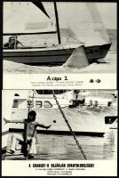 Hajók, csónakok, tutajok - különféle, külföldön készült filmek egy-egy jelenetében, 11 db vintage produkciós filmfotó, ezüst zselatinos fotópapíron, a használatból eredő - esetleges - kisebb hibákkal, 18x24 cm