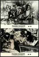 cca 1972 ,,Poszeidon katasztrófa című amerikai film jelenetei és szereplői (köztük Lino Ventura, Annie Girardot), 13 db vintage produkciós filmfotó, ezüst zselatinos fotópapíron, a használatból eredő - esetleges - kisebb hibákkal, 18x24 cm