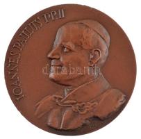 Kiss Nagy András (1930-1997) 1980. II.János Pál pápa / A Magyarok Nagyasszonya kápolnájának felszentelése alkalmából kiadott bronz emlékérem tokban (50mm) T:1