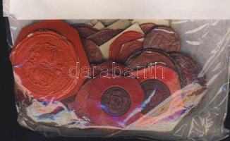 Köriratos címeres viaszpecsétek 50 db