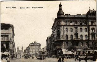 Budapest VIII. Baross utca, villamosok, Bodó kávéház (EK)