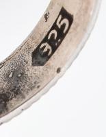 Ezüst(Ag) zománcozott gyűrű, jelzett, méret: 56, bruttó: 5,9 g