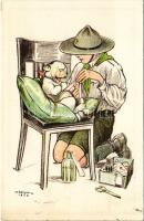A cserkész ahol tud, segít. Kiadja a Magyar Cserkészszövetség Nagytábortanácsa 1926 / Hungarian scout boy art postcard s: Márton L. (EK)