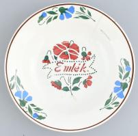 Antik kézzel festett népi fajansz tányér, jelzett: Pruzsinszky, hajszálrepedéssel, d: 23 cm
