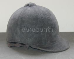 Káro márkájú fekete lovaglókobak 55-ös méretben