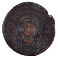 Bizánci Birodalom / Cyzicus / II. Justinianus 565-578. AE Follis bronz (12,02g) T:3 Byzantine Empire / Cyzicus / Justin II 565-578. AE Follis bronze DN IVSTINIANVS PP AVG / M B - ANNO - II - KYZ (12,02g) C:F