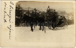 ~1900 Nagyvárad, Oradea; Luzsénszky Lenke bárónő és férje lovasszánon télen / Baroness and her husband in a horse sled in winter. photo (fl)