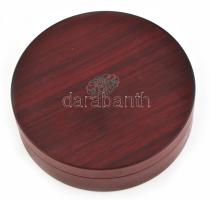 Exkluzív boros készlet fa dobozban, BKIK jelzéssel