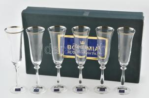 Bohemia kristály pezsgős pohár készlet. Jelzett, eredeti dobozában, hibátlan. 20 cm