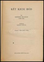 Szürke Bagoly: Két kicsi hód. Ford.: Baktay Ervin. A szerző rajzaival. Bp., é.n., Singer és Wolfner....