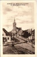 Sopron, Szent Mihály utca és templom. Lobenwein Harald fotoműterme (EK)