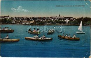 1918 Keszthely, város látképe a Balatonról, evezős csónakok. Mérei Ignác kiadása (EB)