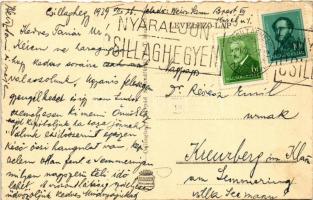 1939 Budapest III. Csillaghegyi Árpád strandfürdő, fiú nyakában reklámposzterekkel + "Nyaraljun...