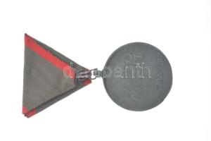 1918. "Sebesültek Érme nem hadieszköztől sérültek számára" cink kitüntetés mellszalaggal. ...